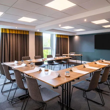 Novotel Edinburgh Park-3